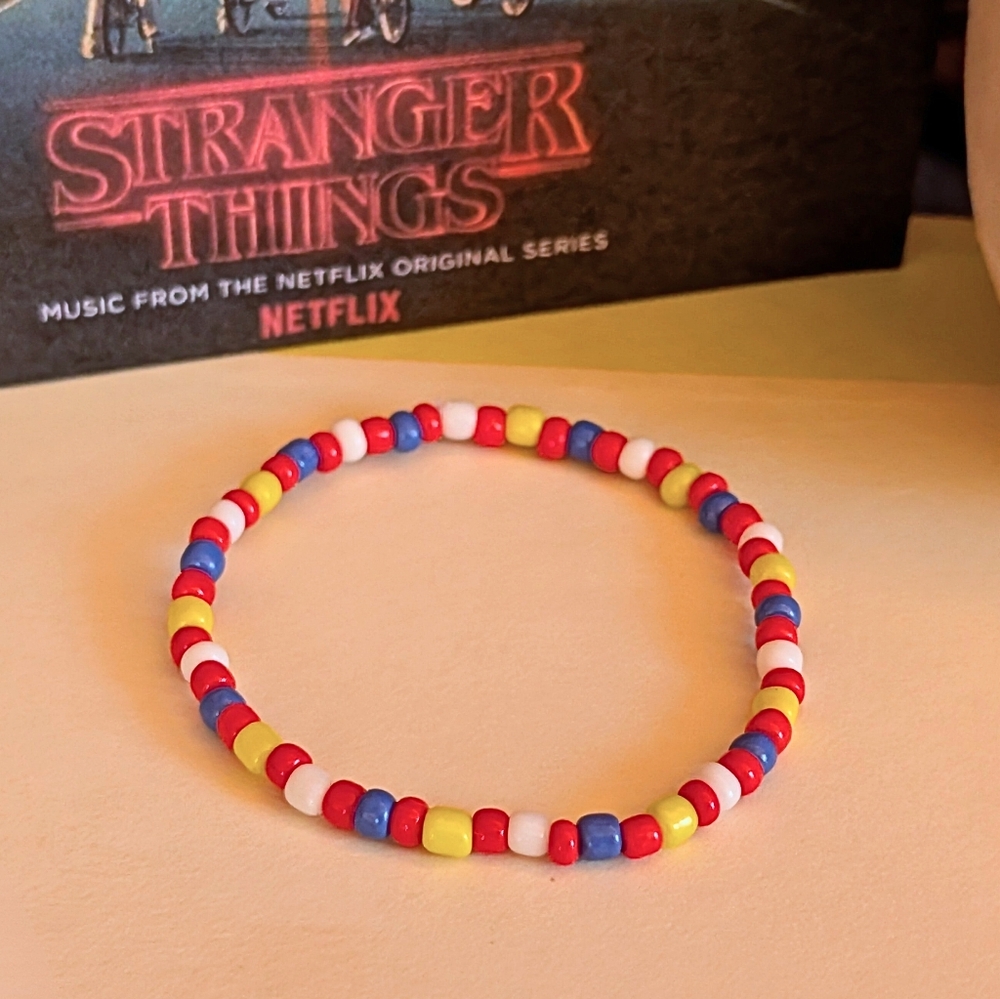 Stranger Things Inspired Bracelet Set, Steve And Robin, Scoops Ahoy - Picture 4 of 5
